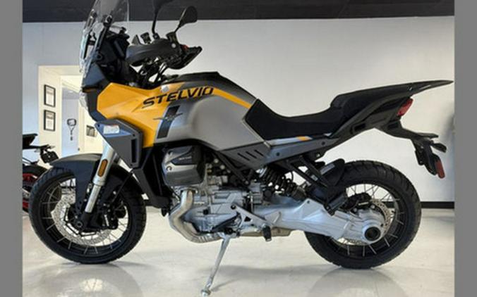 2025 MOTO GUZZI Stelvio