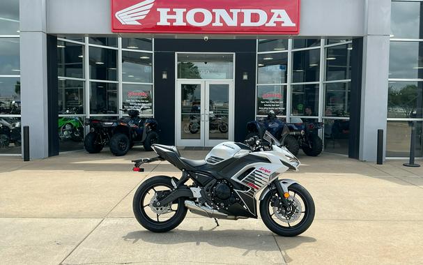 2026 Kawasaki Ninja® 650 ABS