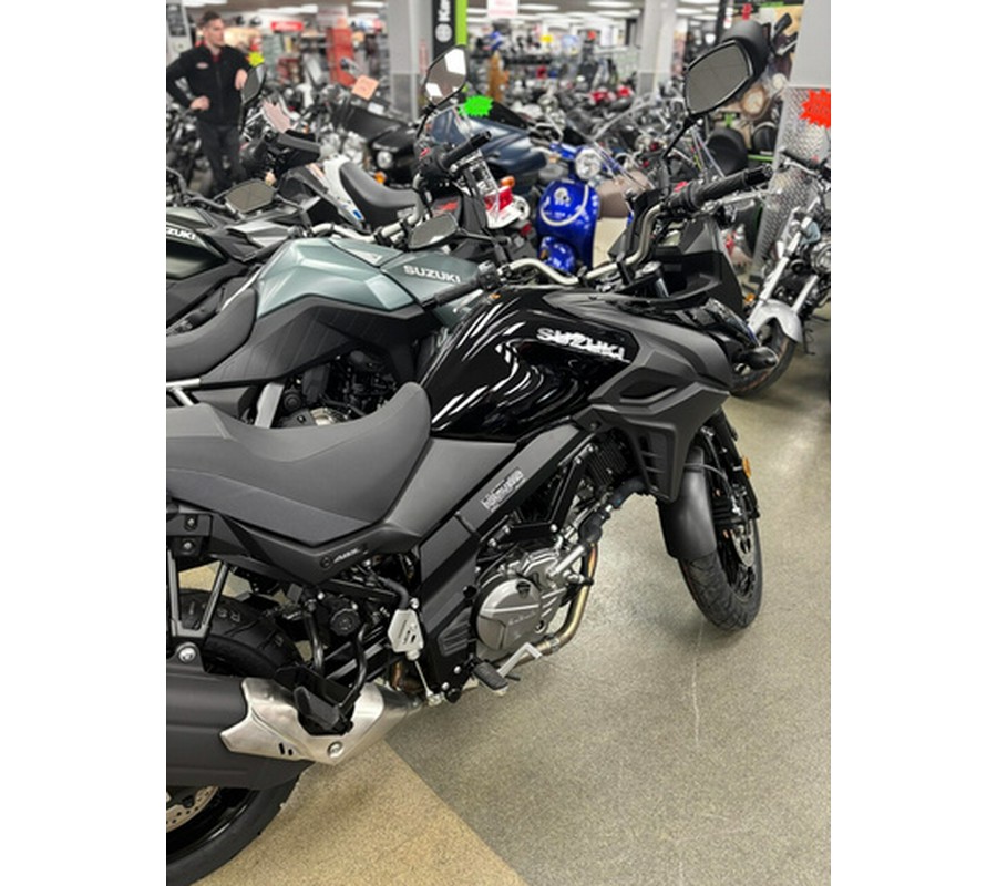 2025 Suzuki V-Strom 650