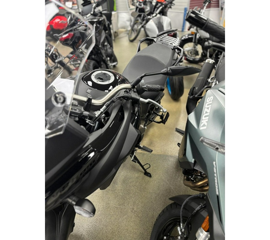 2025 Suzuki V-Strom 650