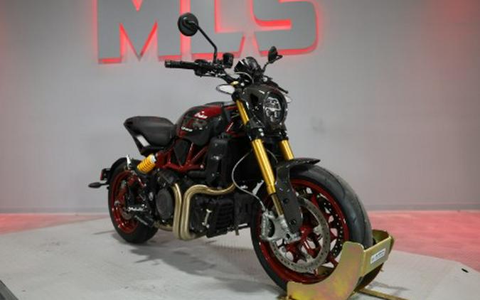 2024 Indian Motorcycle FTR R Carbon