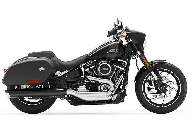 2021 Harley-Davidson Sport Glide Review: Two-Wheeled Convertible