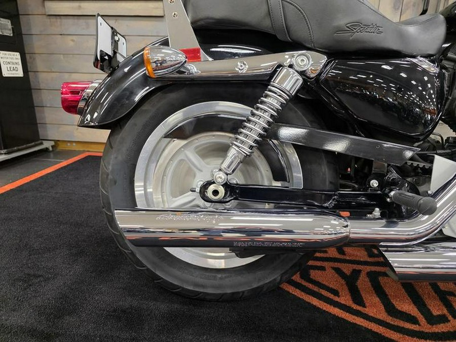 2008 Harley-Davidson® XL883C - Sportster® 883® Custom