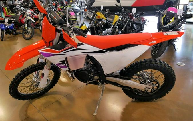 2024 KTM XC 250