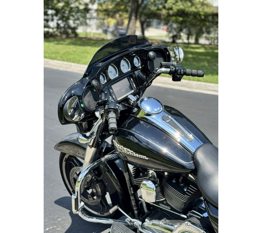 2015 Harley-Davidson FLHXS - Street Glide Special