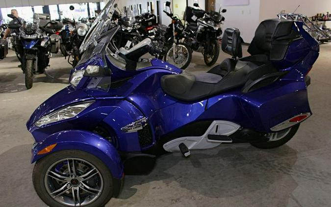 2012 Can-Am® Spyder Roadster RT-S