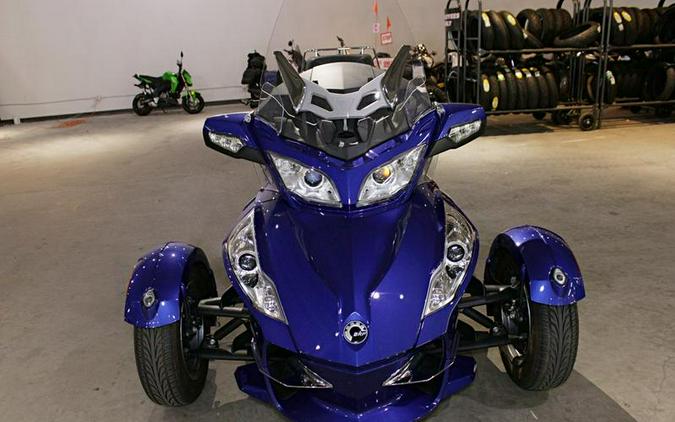 2012 Can-Am® Spyder Roadster RT-S