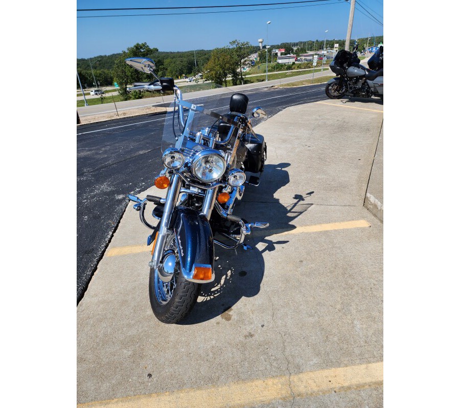 2016 HARLEY-DAVIDSON FLSTC HERITAGE SOFTAIL CLASSIC