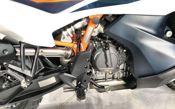 2025 KTM 890 Adventure R