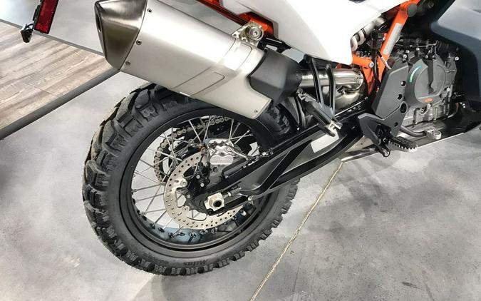 2025 KTM 890 Adventure R