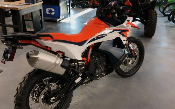 2025 KTM 890 Adventure R