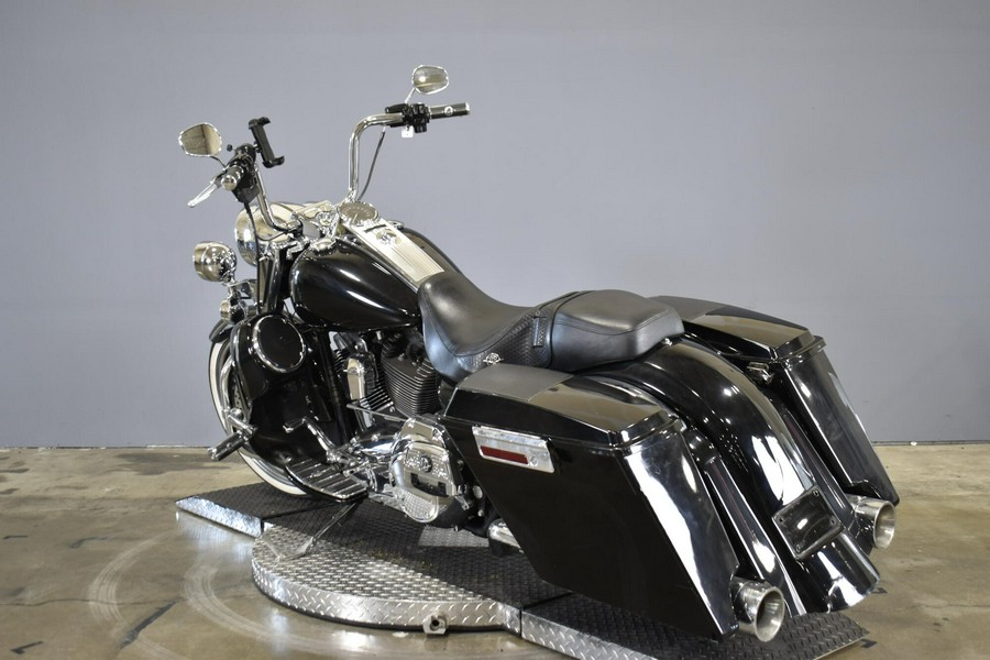 2010 Harley-Davidson Road King Classic black