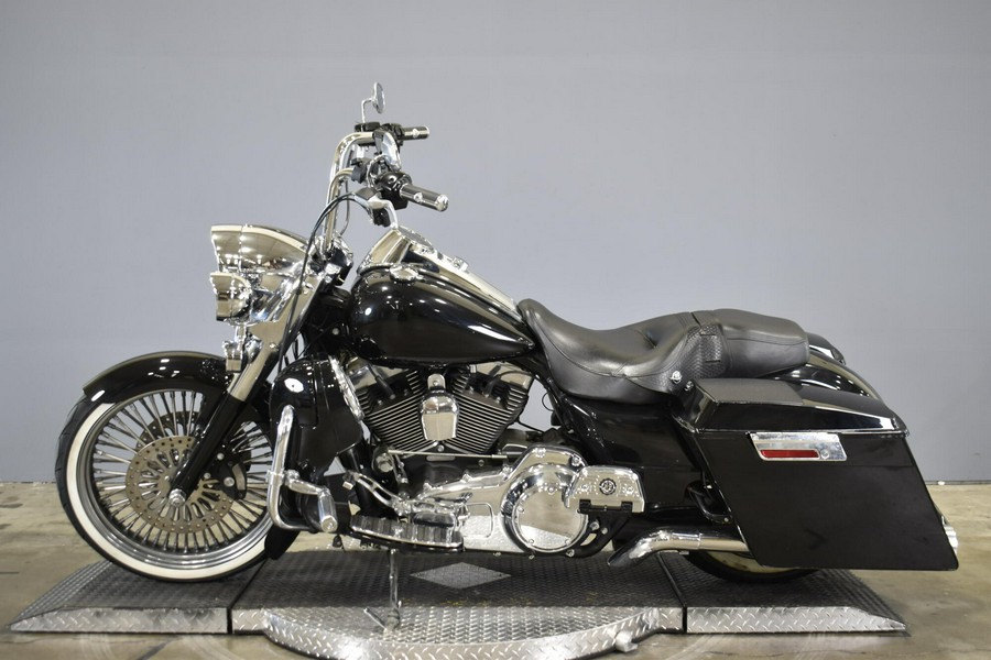 2010 Harley-Davidson Road King Classic black
