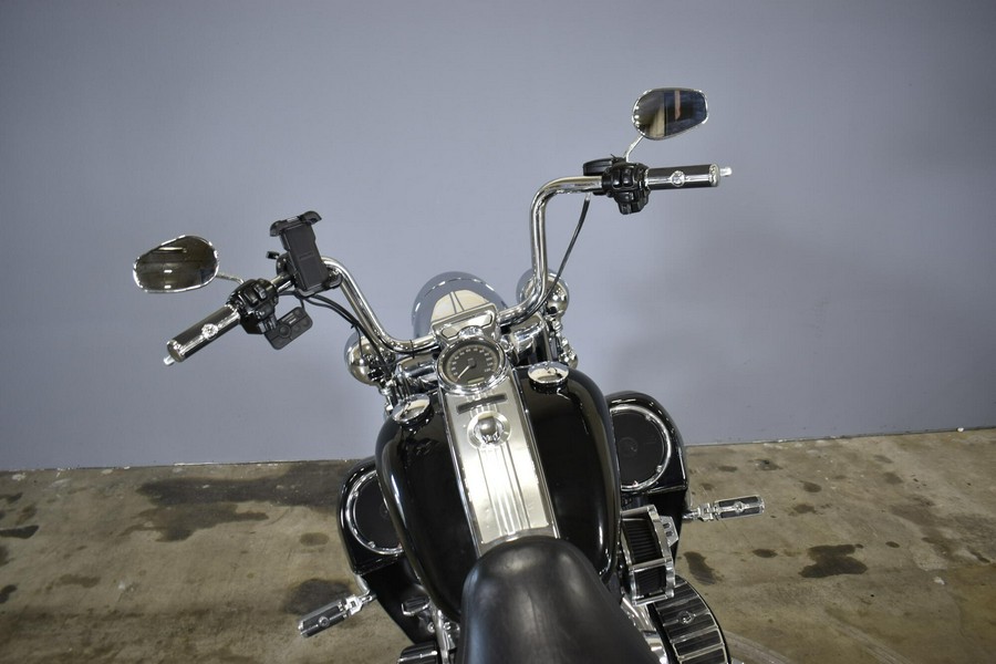 2010 Harley-Davidson Road King Classic black