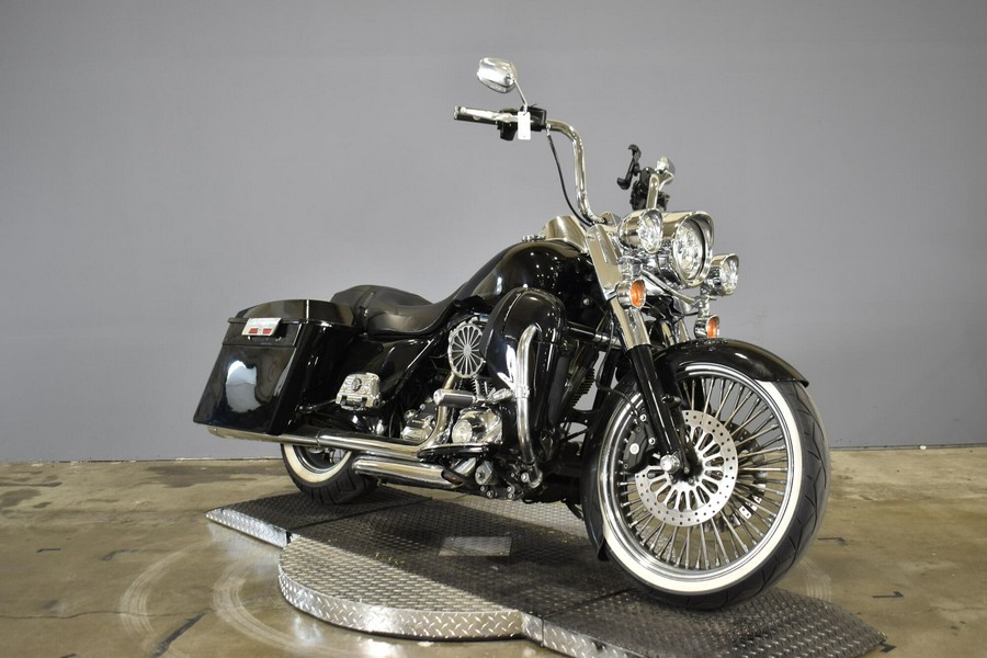 2010 Harley-Davidson Road King Classic black