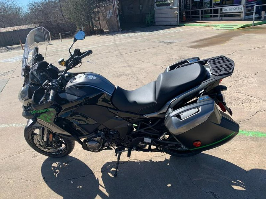 2023 Kawasaki Versys® 1000 SE LT+