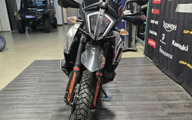 2021 KTM Adventure 890
