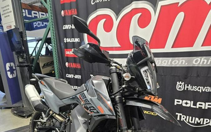 2021 KTM Adventure 890