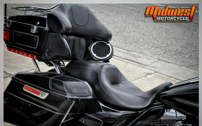 2012 Harley-Davidson® ELECTRA GLIDE ULTRA CLASSIC