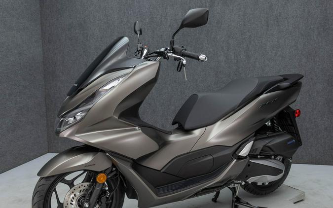 2023 HONDA PCX150 ABS