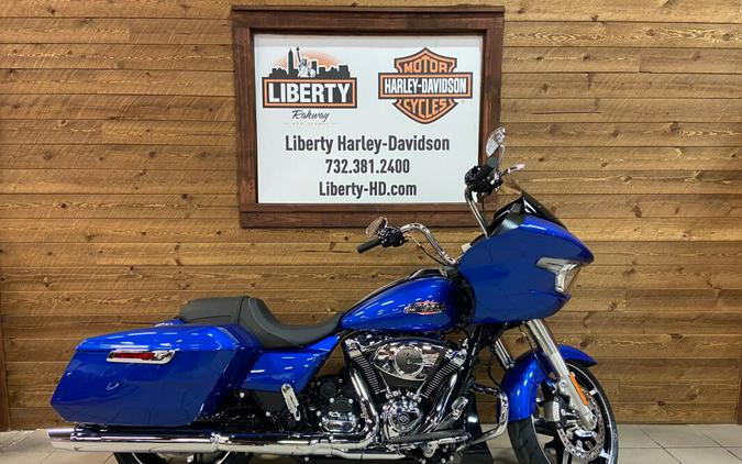 2024 Harley-Davidson® Road Glide™ Blue Burst FLTRX