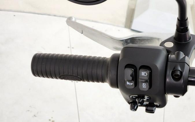 2024 Indian Motorcycle® Chief Bobber Dark Horse® Storm Gray