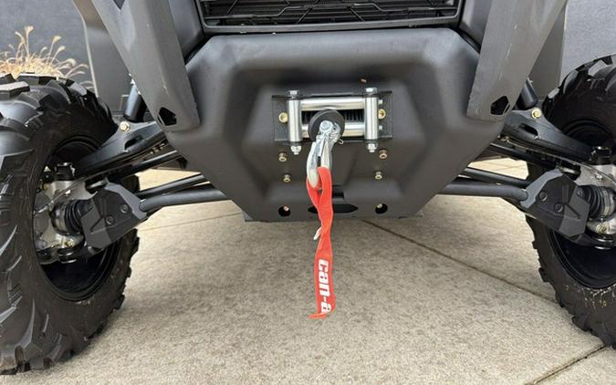 2025 Can-Am Defender MAX XT HD9