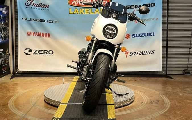 2025 Indian Sport Chief Ghost White Metallic Smoke