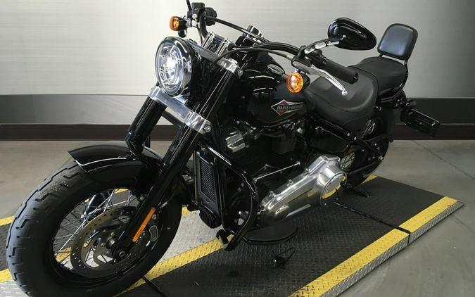 2018 Harley-Davidson® FLSL - Softail® Softail Slim®