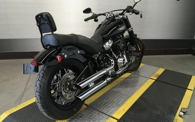 2018 Harley-Davidson® FLSL - Softail® Softail Slim®