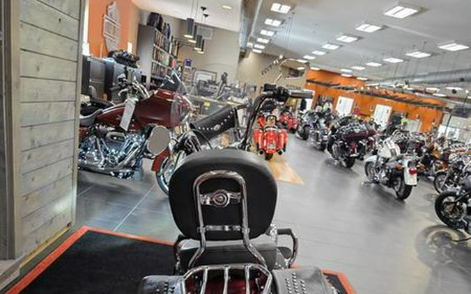 2009 Harley-Davidson® FLSTC - Heritage Softail®