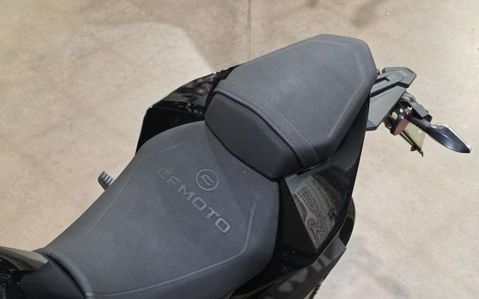 2022 CFMOTO 650 NK