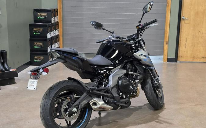 2022 CFMOTO 650 NK