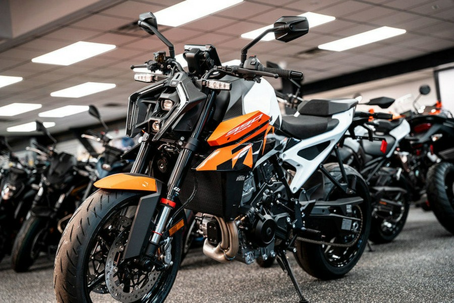 2027 KTM Duke 990