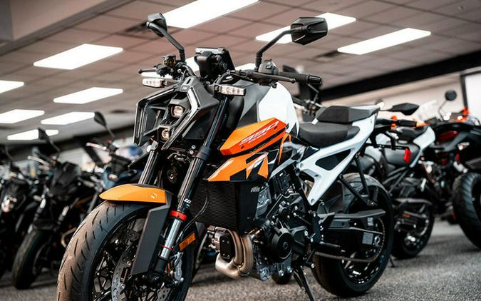 2027 KTM Duke 990