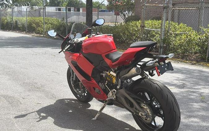 2026 Ducati Panigale V2