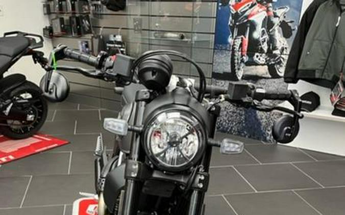 2023 Ducati Scrambler Nightshift Aviator Grey