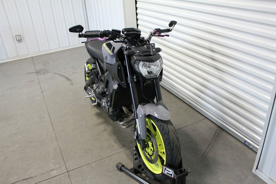 2016 Yamaha FZ-09 09