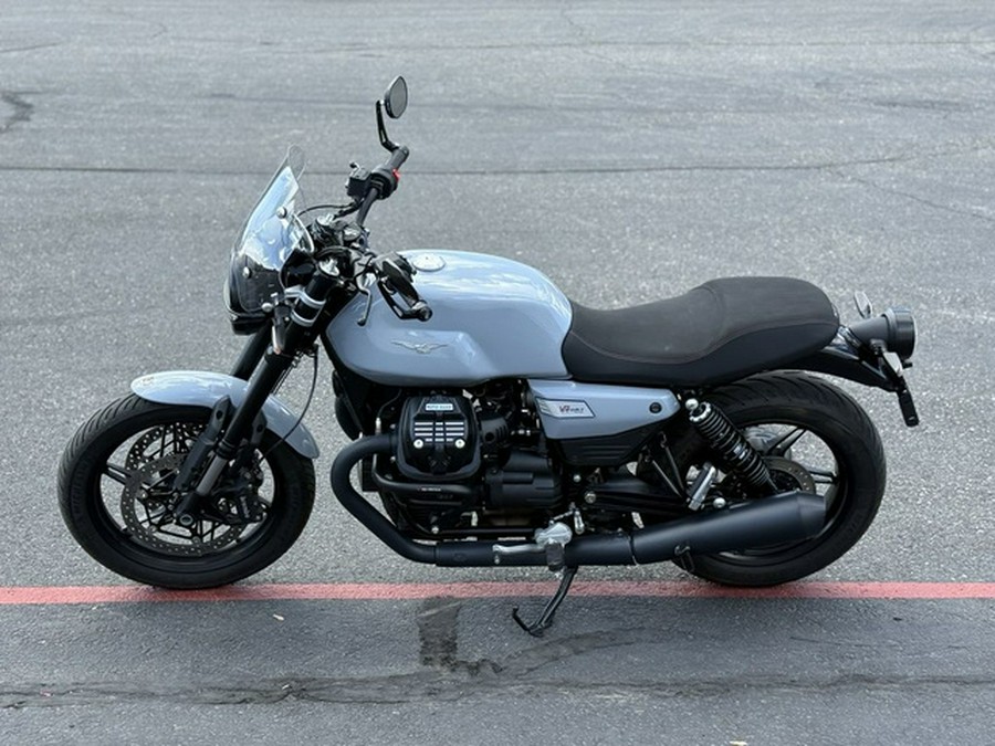 2026 Moto Guzzi V7 Sport