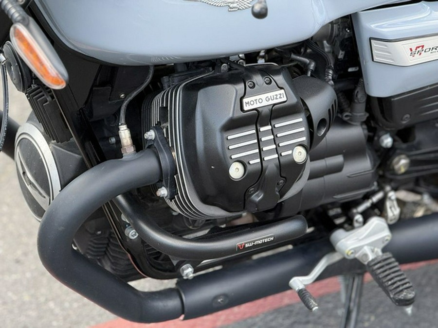 2026 Moto Guzzi V7 Sport