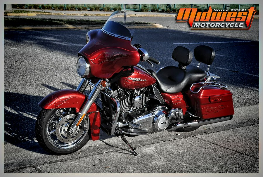 2013 Harley-Davidson® STREET GLIDE