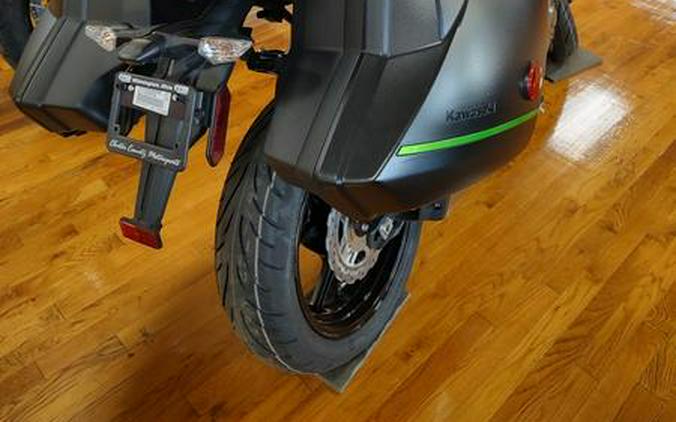 2023 Kawasaki Versys® 1000 SE LT+