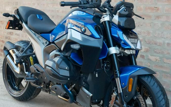 2026 BMW R 1300 R