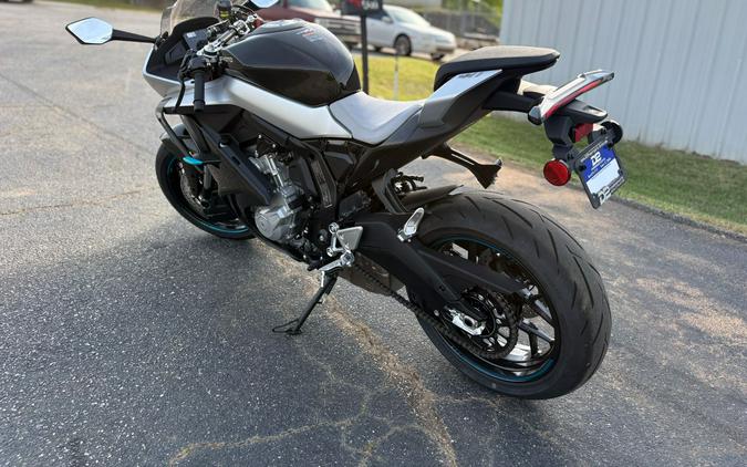 2026 CFMOTO 675SS