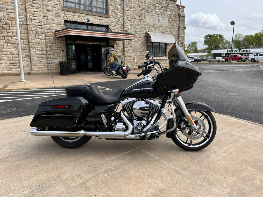 FLTRXS 2016 Road Glide® Special