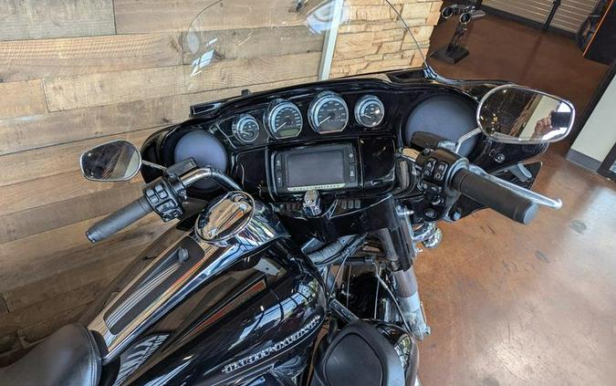 2017 Harley-Davidson® FLHTK - Ultra Limited