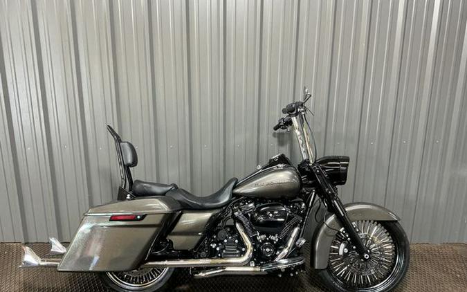 2017 Harley-Davidson Road Glide Special