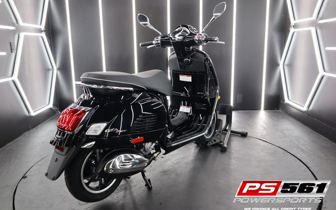 2023 Vespa GTS Super 300