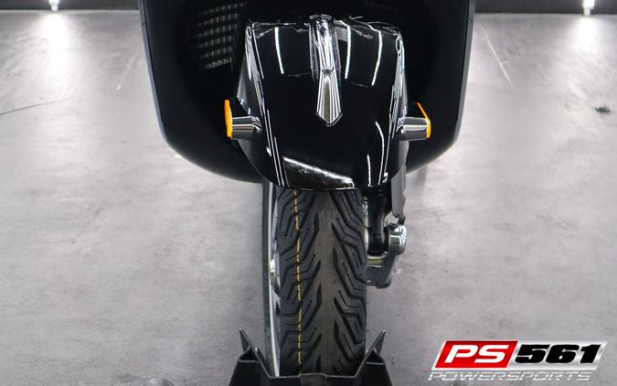 2023 Vespa GTS Super 300