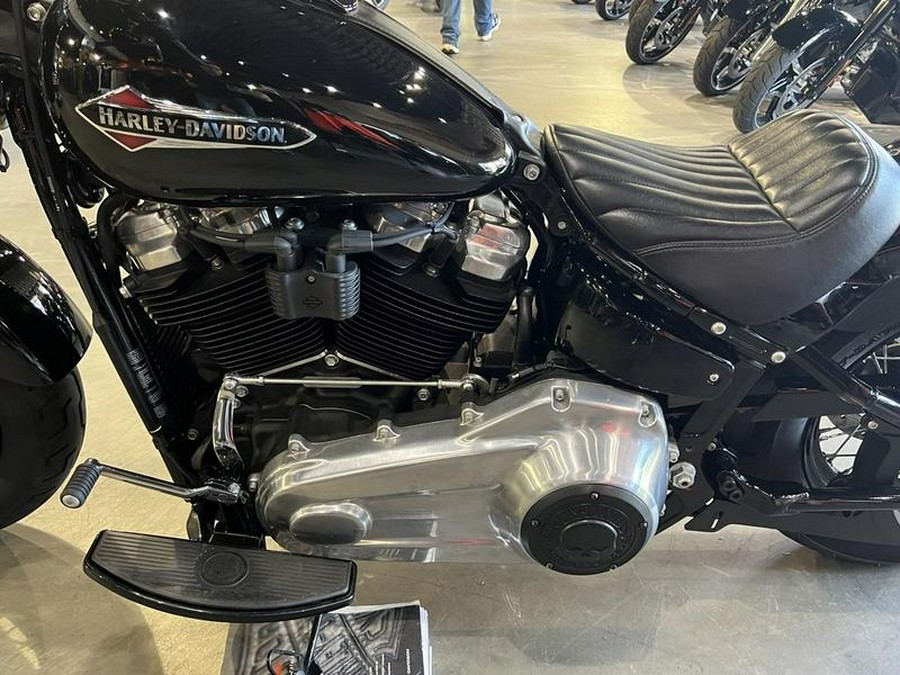 2021 Harley-Davidson® FLSL - Softail Slim®